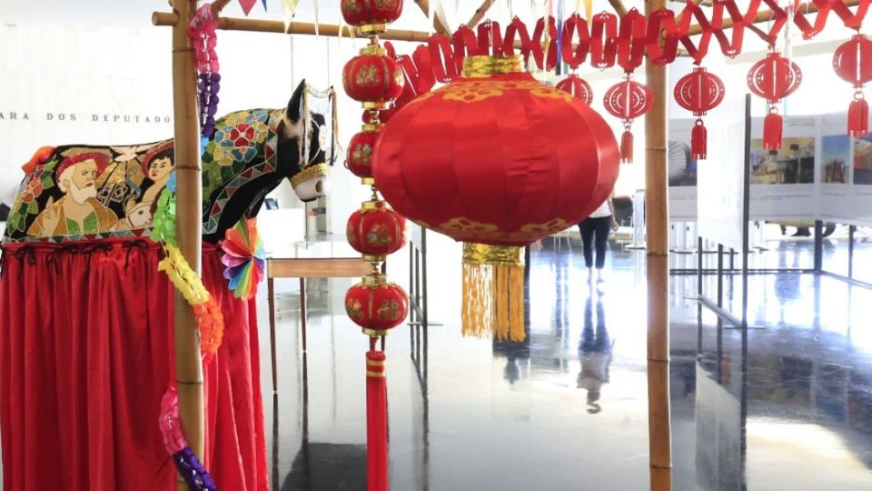 brasil-e-china-comemoram-50-anos-de-relacoes-diplomaticas-com-grande-evento-em-brasilia