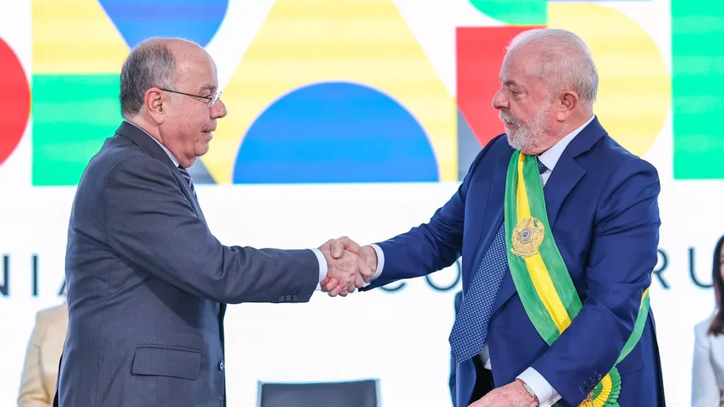 pragmatismo-diplomatico-e-poder-de-barganha:-como-o-brasil-equilibra-as-relacoes-com-china-e-eua?