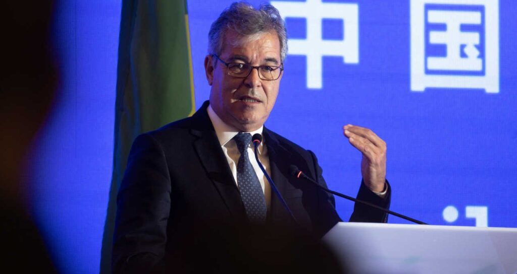 china-e-parceira-estrategica-insubstituivel-do-brasil,-afirma-jorge-viana