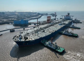 refinarias-chinesas-ampliam-compras-de-petroleo-brasileiro-para-reativar-usinas-em-shandong