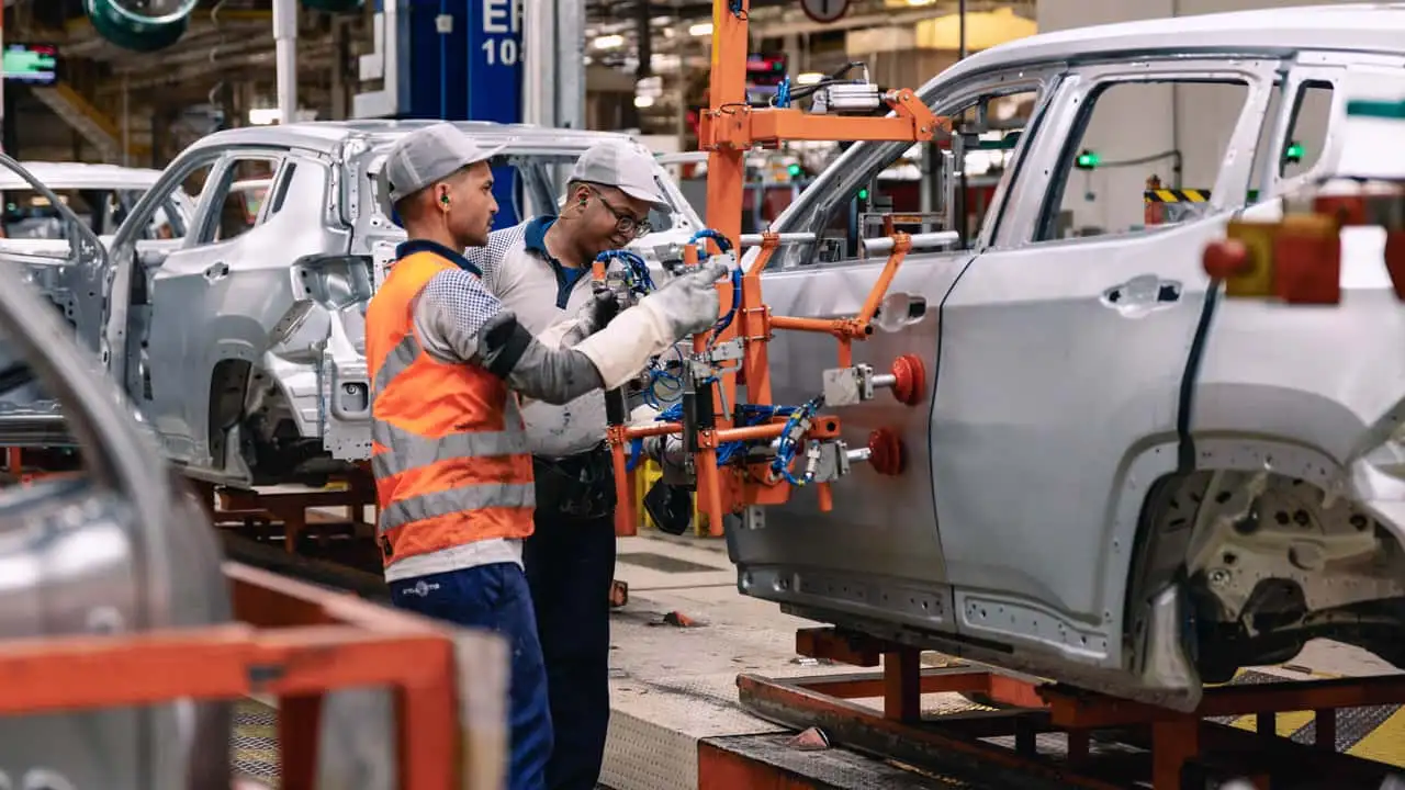 industria-automotiva-evita-nova-crise-de-chips-apos-dialogo-brasil–china