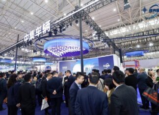 wuhan-recebe-a-feira-internacional-de-veiculos-comerciais-da-china-2025