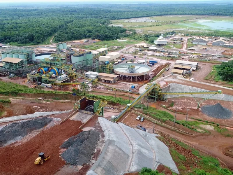 mineracao-chinesa-avanca-no-brasil-com-compra-bilionaria-de-ativos-de-ouro-da-equinox-gold