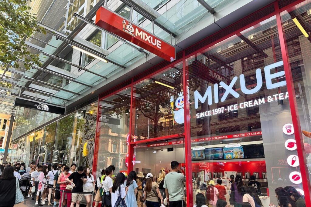 mixue,-rede-chinesa-de-fast-food,-anuncia-chegada-ao-brasil-com-investimento-de-r$-3,2-bilhoes