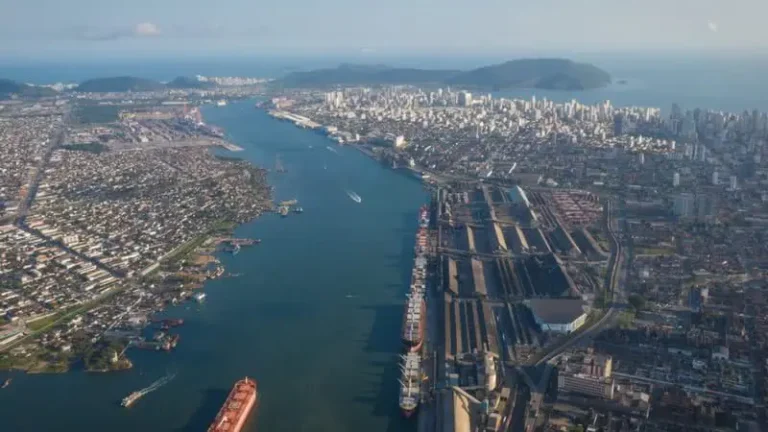 santos-promove-ciclo-de-palestras-sobre-china,-tarifas-e-papel-estrategico-do-porto-de-santos