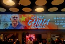 “Vai pra China, Eduardo!” “vai-pra-china,-eduardo!”