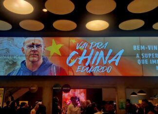 “vai-pra-china,-eduardo!”